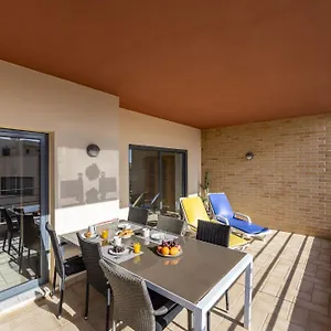 Sun Lovers By Seewest Apartment